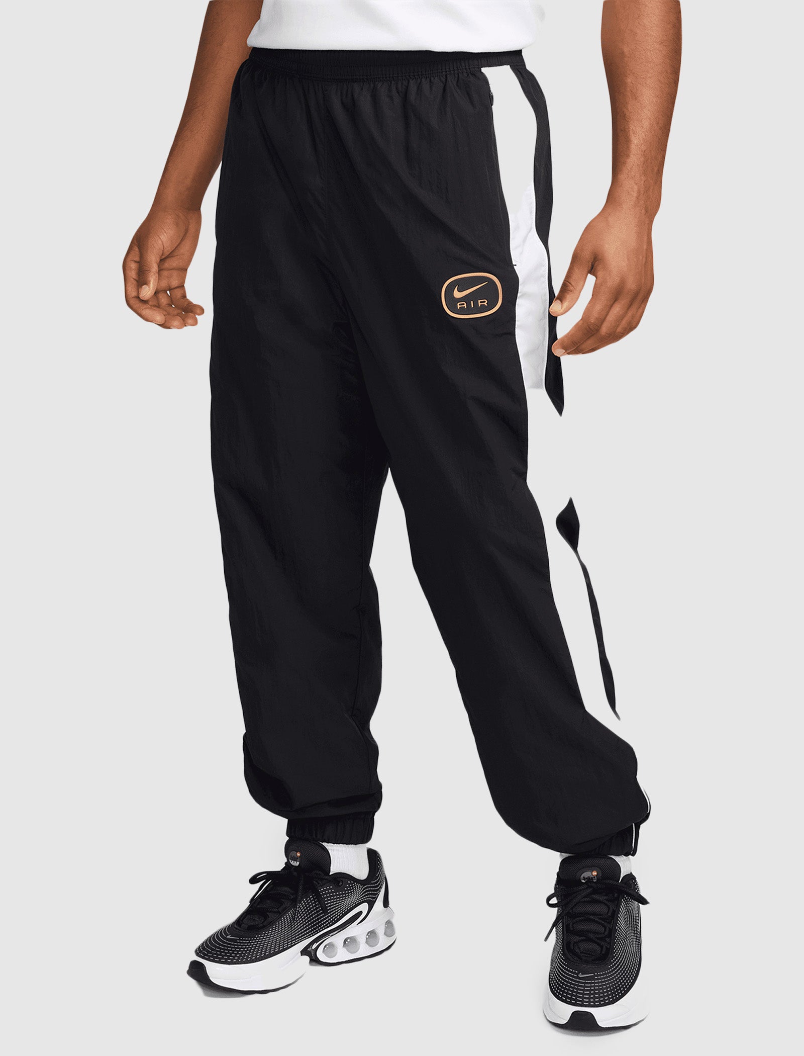 TRACK PANT